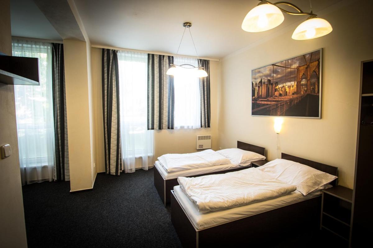 Sázava Hotel Sazavsky Ostrov المظهر الخارجي الصورة