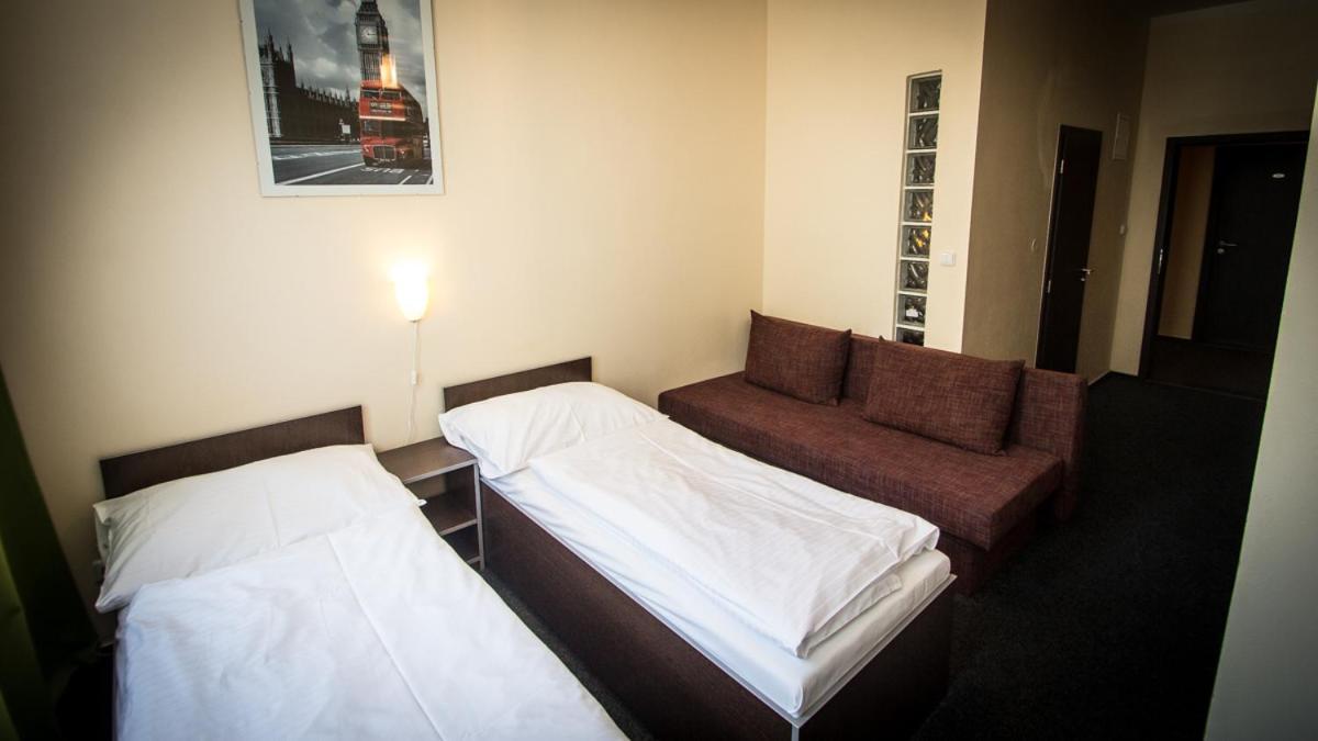 Sázava Hotel Sazavsky Ostrov المظهر الخارجي الصورة